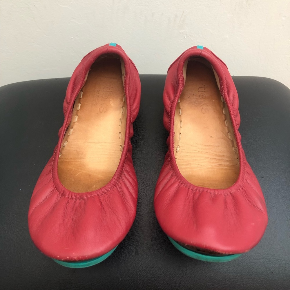 Pre loved Cardinal Red Tieks in size 7